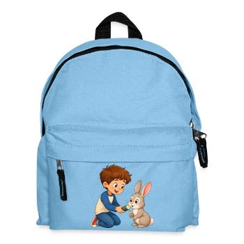 Kaninchen bekommt Gurke vom fröhlichen Jungen - Kinder Rucksack - Hellblau - Vorne
