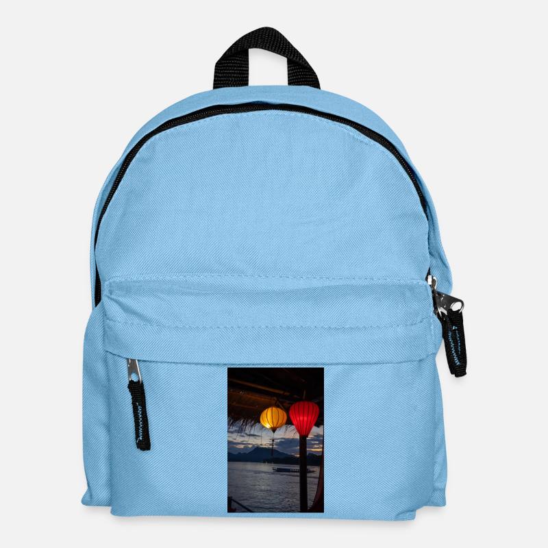 Abendliche Laternen über Wasser - Kinder Rucksack - Hellblau