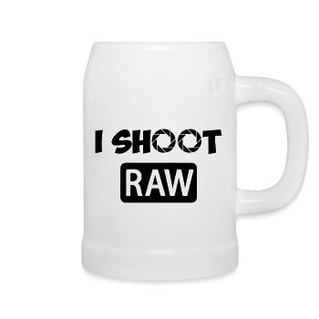 I Shoot RAW - Bierkrug - Weiß - Rechts