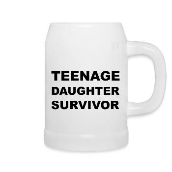 Teenage Daughter Survivor - Bierkrug - Weiß - Rechts