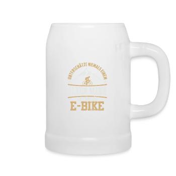 Alter Mann E-Bike Geschenk Berge Fahrrad - Bierkrug - Weiß - Rechts