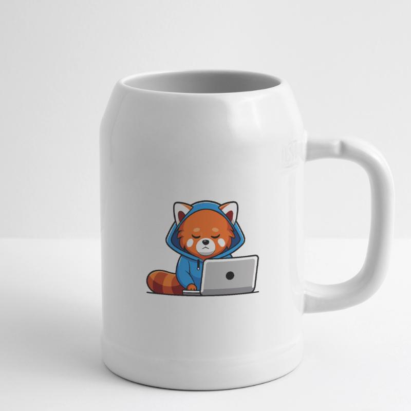 Mignon hacker panda roux en sweat à capuche devant PC Chope en céramique