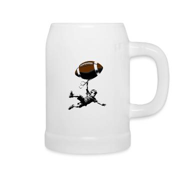 Banksy Style Jung mit American Football Luftballon - Bierkrug - Weiß - Rechts