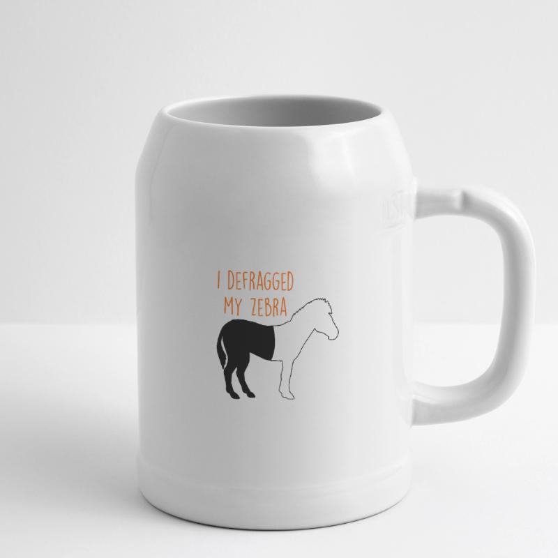 Defragmentiertes Zebra Informatiker Witz Coder Bierkrug