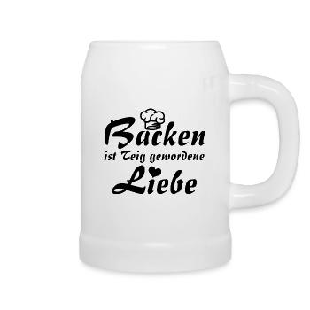 Backen ist Teig gewordene Liebe mit Bäckermütze - Bierkrug - Weiß - Rechts