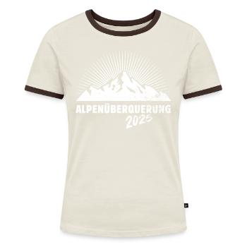 Alpenüberquerung Alpen Überquerung 2025 Wandern - Frauen Kontrast-T-Shirt - Off-White/Dunkelbraun - Vorne - AI Model Female 172 dark (172cm)
