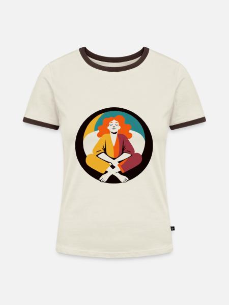 Entspannte Frau - Frauen Kontrast-T-Shirt - Off-White/Dunkelbraun