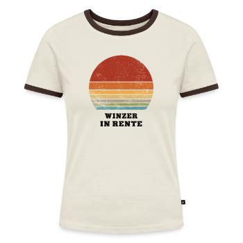Rente Winzer Rentner Pension Ruhestand Weinbauer - Frauen Kontrast-T-Shirt - Off-White/Dunkelbraun - Vorne - AI Model Female 172 dark (172cm)