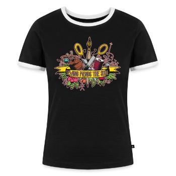 Nähen flickt die Seele Hobby Handwerk Zitat - Frauen Kontrast-T-Shirt - Schwarz/Weiß - Vorne - Selfina (174cm)