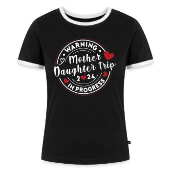 Warnung Mutter Tochter Reise 2024 Urlaub Liebe - Frauen Kontrast-T-Shirt - Schwarz/Weiß - Vorne - Selfina (174cm)