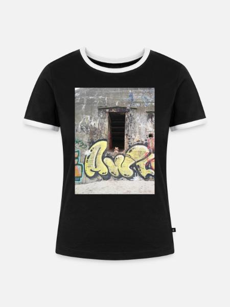 bunker bear - Frauen Kontrast-T-Shirt - Schwarz/Weiß