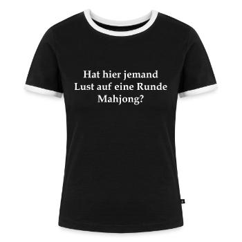 Lust auf eine Runde Mahjong? - Frauen Kontrast-T-Shirt - Schwarz/Weiß - Vorne - Selfina (174cm)