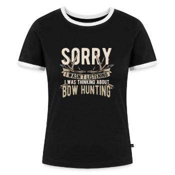 Bogenjagd | Bogenschießen | Pfeil und Bogen - Frauen Kontrast-T-Shirt - Schwarz/Weiß - Vorne - Selfina (174cm)