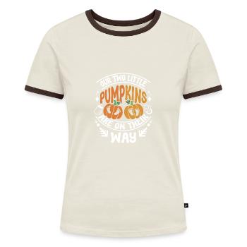 Pregnancy twins Our two little pumpkins on the way - Frauen Kontrast-T-Shirt - Blau/Weiß - Vorne