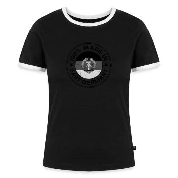 DDR Made in Ostdeutschland Flagge Fahne Stempel - Frauen Kontrast-T-Shirt - Schwarz/Weiß - Vorne - Selfina (174cm)