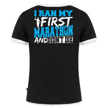 Ich bin meinen ersten Marathon gelaufen und nicht - Frauen Kontrast-T-Shirt - Schwarz/Weiß - Hinten - Selfina (174cm)