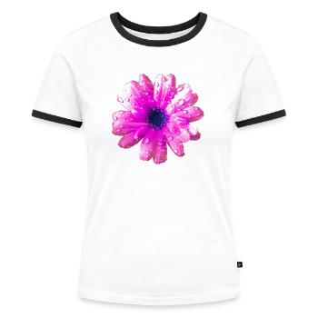 Blume in pink mit Regentropfen - Frauen Kontrast-T-Shirt - Weiß/Schwarz - Vorne - Selfina (174cm)