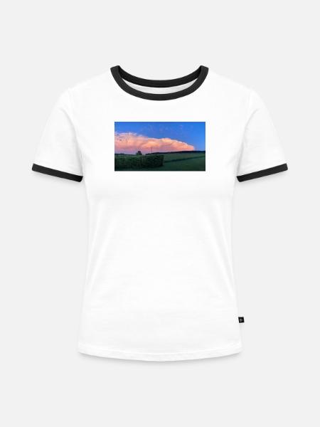 Wolkenbild - Frauen Kontrast-T-Shirt - Weiß/Schwarz