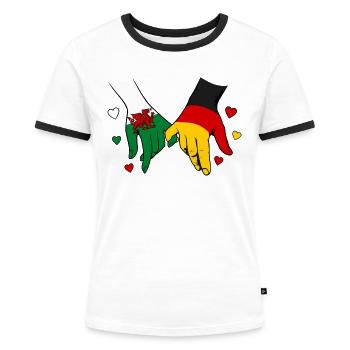 Wales_Deutschland_Flagge_Haendehalten - T-shirt contrasté Femme - blanc/noir - Devant - Selfina (174cm)