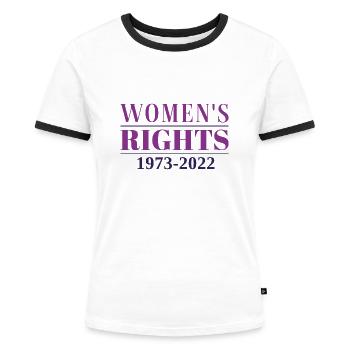 Frauenrechte 1973 - 2022 - Frauen Kontrast-T-Shirt - Weiß/Schwarz - Vorne - Selfina (174cm)