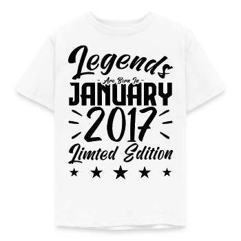 Geboren im Januar 2017. Geburtstagsgeschenk. - Kinder T-Shirt - Weiß - Vorne - AI Model Kid Male (0cm)