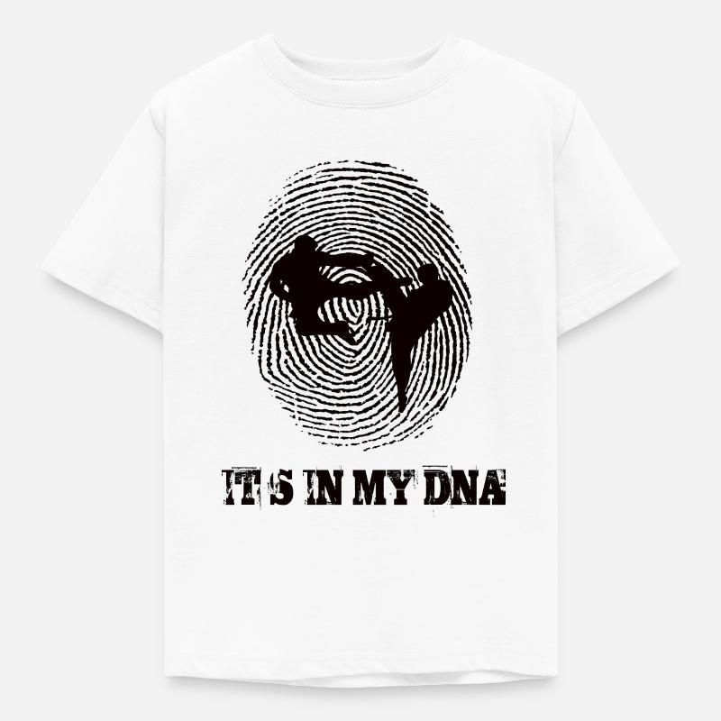 Karate Its In My Dna - Kinder T-Shirt - Weiß