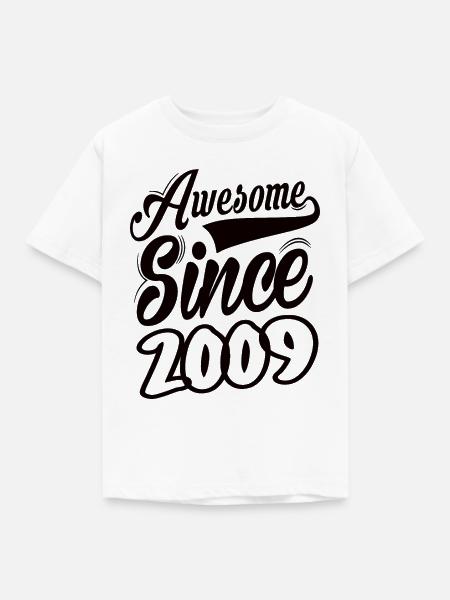 Awesome Since 2009 - Kinder T-Shirt - Weiß