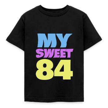 Sweet 84 - Kinder T-Shirt - Schwarz - Vorne - AI Model Kid Female (0cm)