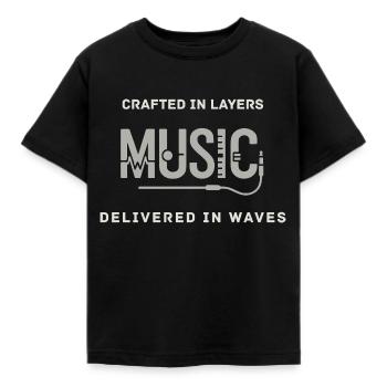 Crafted in Layers - Musik Design für Produzenten - Kinder T-Shirt - Schwarz - Vorne - AI Model Kid Female (0cm)