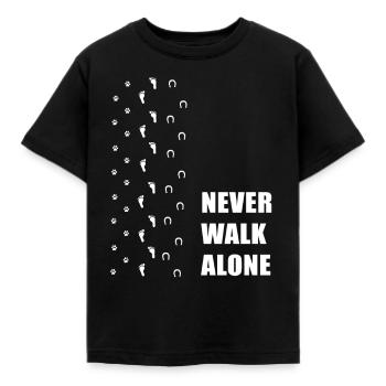"Never Walk Alone" Hund Pferd und Mensch - Kinder T-Shirt - Schwarz - Vorne - AI Model Kid Female (0cm)