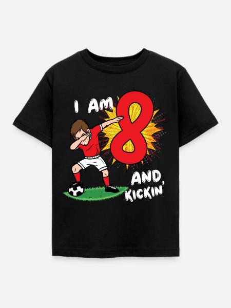 Ik ben 8 en kickin 'Football 8e verjaardag voetbal - Kinderen T-shirt - zwart