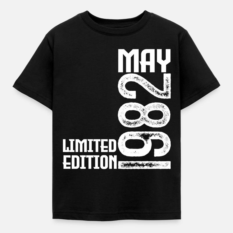 Gift May 1982. Anniversary May 1982. May 1982. - Kids' T-Shirt - black