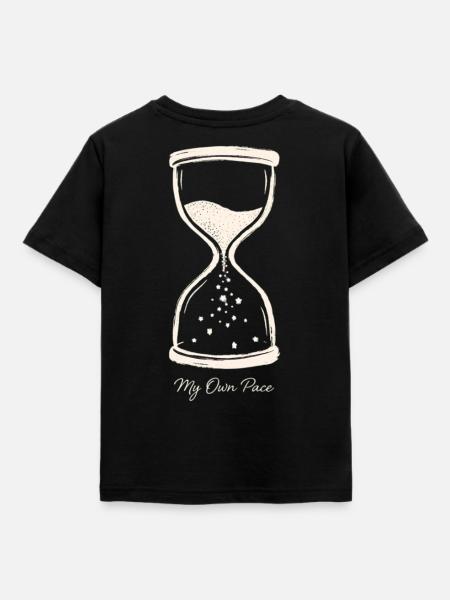 My Own Pace Hourglass Stars - Kinder T-Shirt - Schwarz