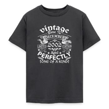 December 2002 | birthday 2002 Vintage December - T-shirt Ado - charbon - Devant - AI Model Teenager Male light (155cm)