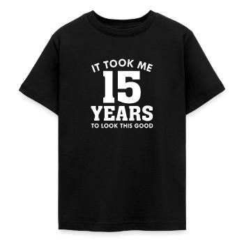 Il m’a fallu 15 ans pour être aussi belle - T-shirt Ado - noir - Devant - AI Model Teenager Male light (155cm)