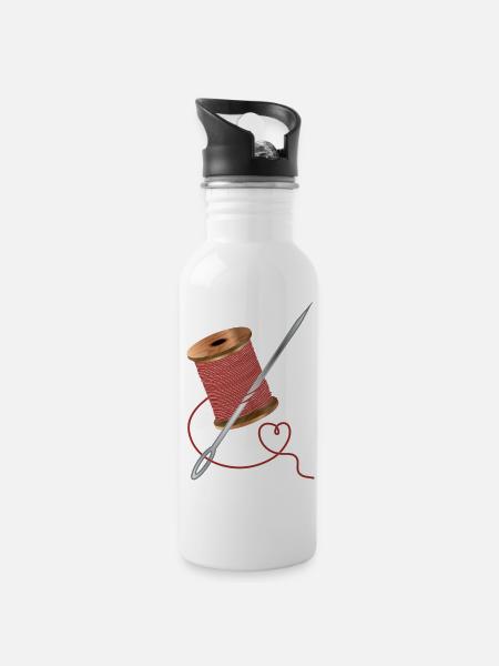 Aiguille et fil à coudre avec beaucoup d’amour - Gourde avec paille intégrée - blanc
