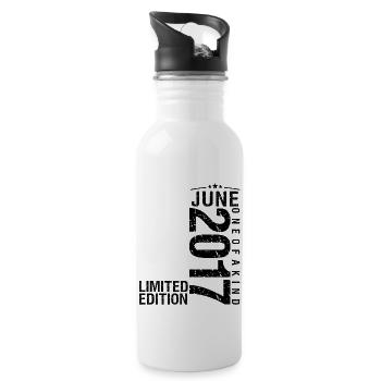 Anniversaire Juin 2017 Juin né en Juin 2017 - Gourde avec paille intégrée - blanc - Droite