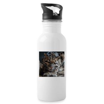 Clouded leopard resting pose Expressive wildcat - Water bottle with straw - white - Right