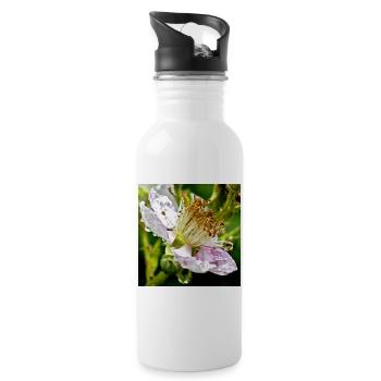 Botanische Eleganz Brombeerblüte Makro - Trinkflasche mit integriertem Trinkhalm - Weiß - Rechts