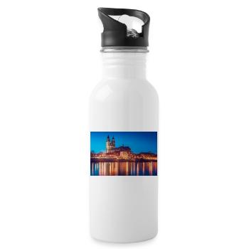 Mageburg in the evening - Water bottle with straw - white - Right