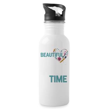 Sewing and embroidery design – stitch by stitch to Schönh - Water bottle with straw - white - Right