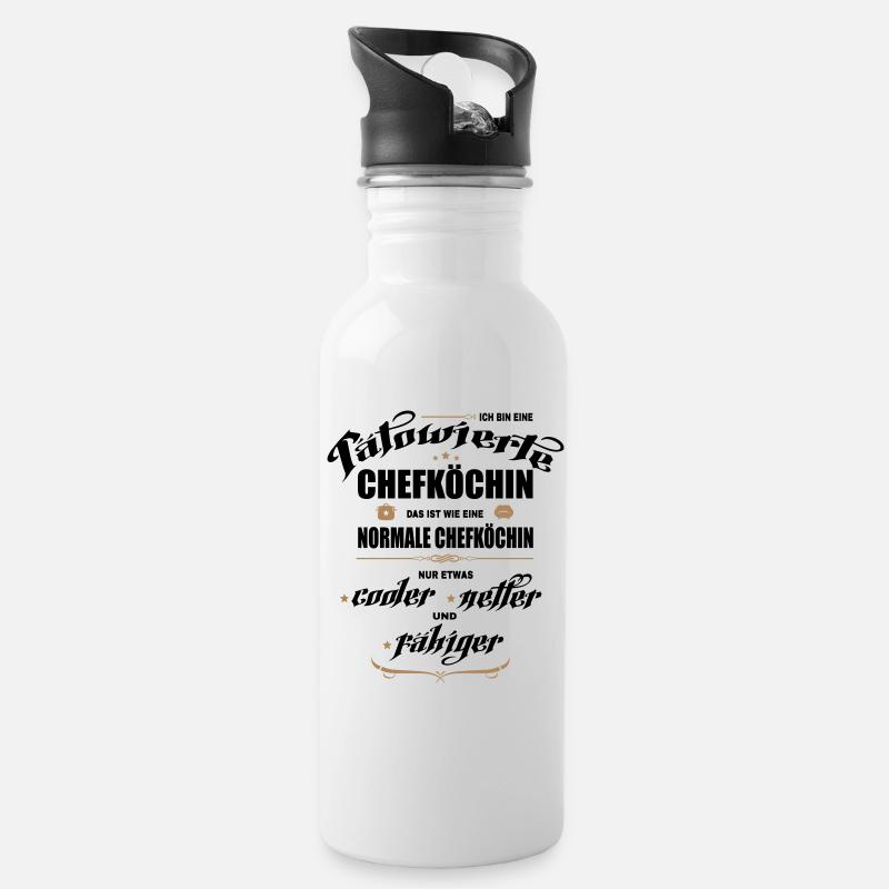 Chefköchin mit Tattoos. Tätowierte Köchin. - Trinkflasche mit integriertem Trinkhalm - Weiß