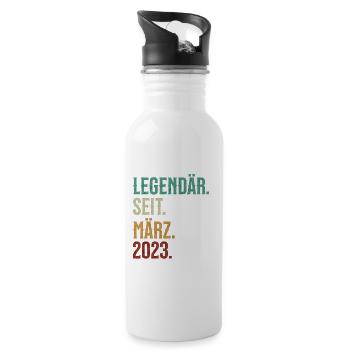 Legendär. Seit. März. 2023. Retro Birthday - Trinkflasche mit integriertem Trinkhalm - Weiß - Rechts