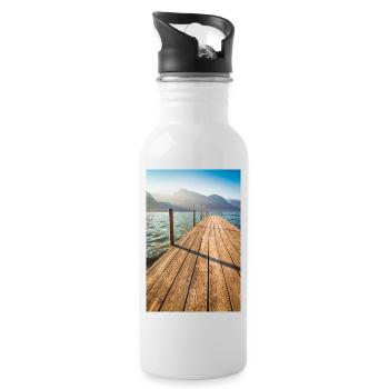 Holzsteg am Bergsee im Sonnenlicht - Trinkflasche mit integriertem Trinkhalm - Weiß - Rechts