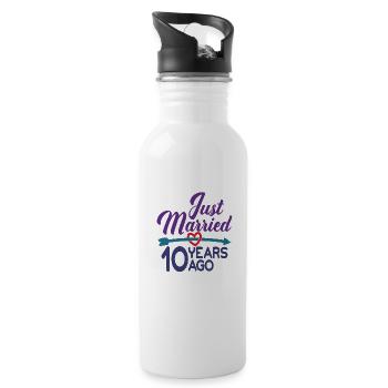Just Married 10 Years Ago,10th Wedding Anniversary - Water bottle with straw - white - Right