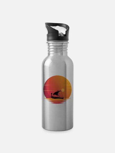 Wikingerschiff Sonnenuntergang - Trinkflasche mit integriertem Trinkhalm - Lightsilver