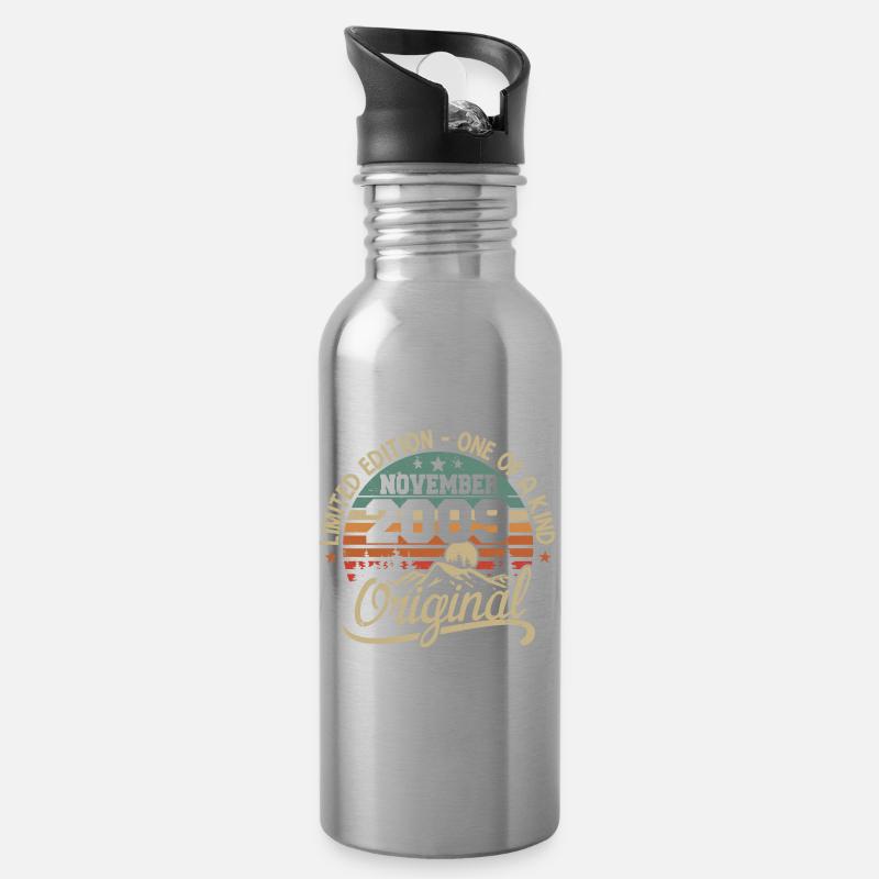 Retro November - November 2009 Geburtstagsgeschenk - Trinkflasche mit integriertem Trinkhalm - Lightsilver