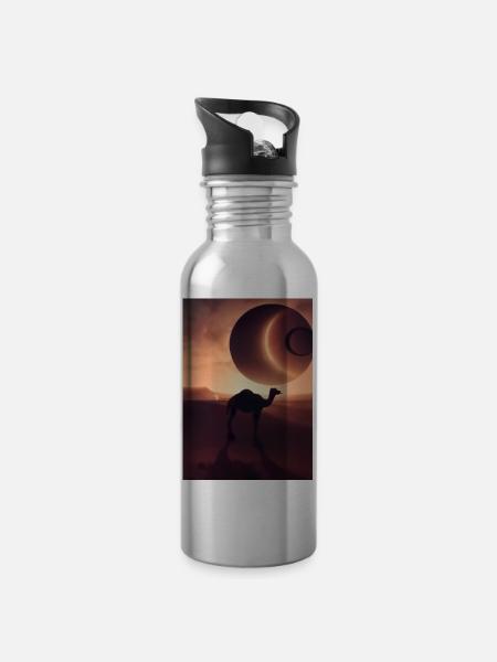 Kamel Wüstenplanet - Trinkflasche mit integriertem Trinkhalm - Lightsilver