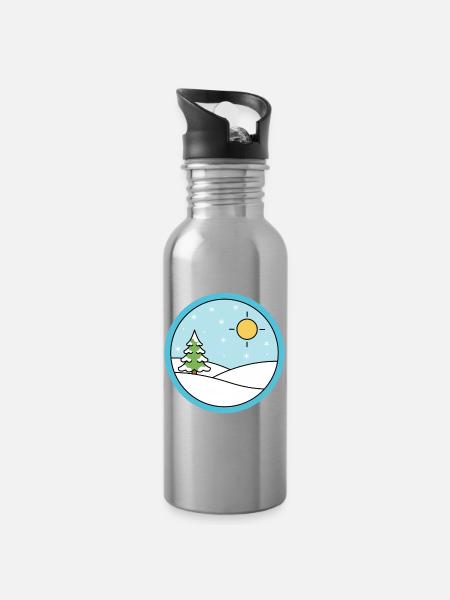 Winterlandschaft mit Schnee und Sonne - Trinkflasche mit integriertem Trinkhalm - Lightsilver