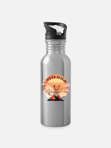 Meditierender Fuchs mit der Aufschrift Stay Wild - Trinkflasche mit integriertem Trinkhalm - Lightsilver